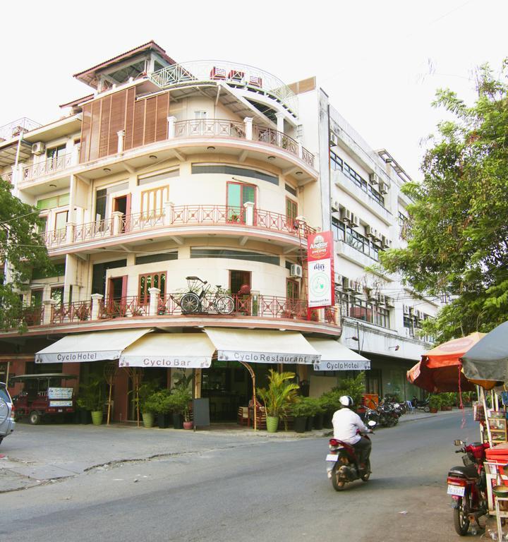 Cyclo Hotel-Bar-Restaurant Phnom Penh Exteriör bild